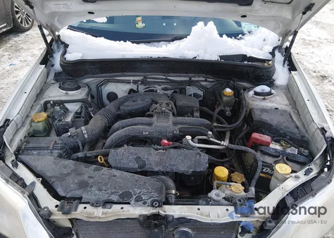 2011 Subaru Forester 2.5X Premium из США, поврежденный, VIN JF2SHADCXBH748689